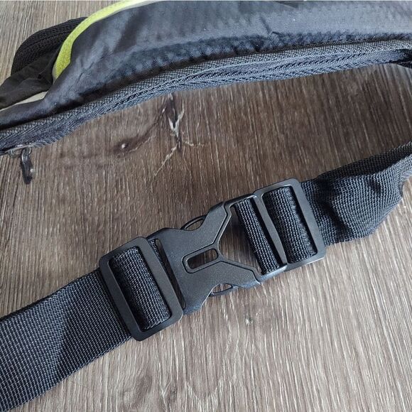 MYCARBON Fanny Pack Waist Bag with Water Bottle Holder Running Hiking Walking - Picture 3 of 6